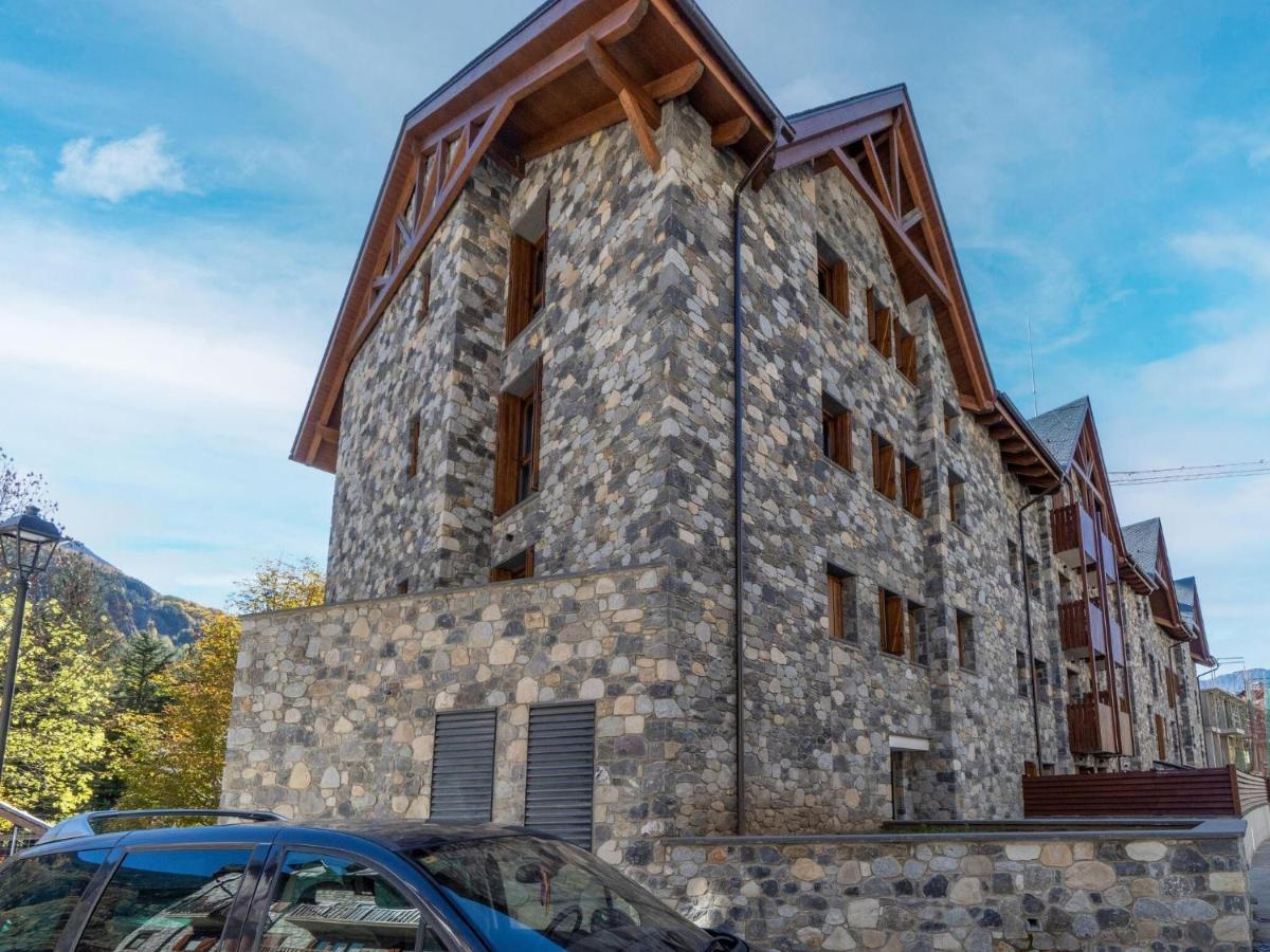 Belvilla By Oyo Nice Apartment In Benasque Eksteriør billede